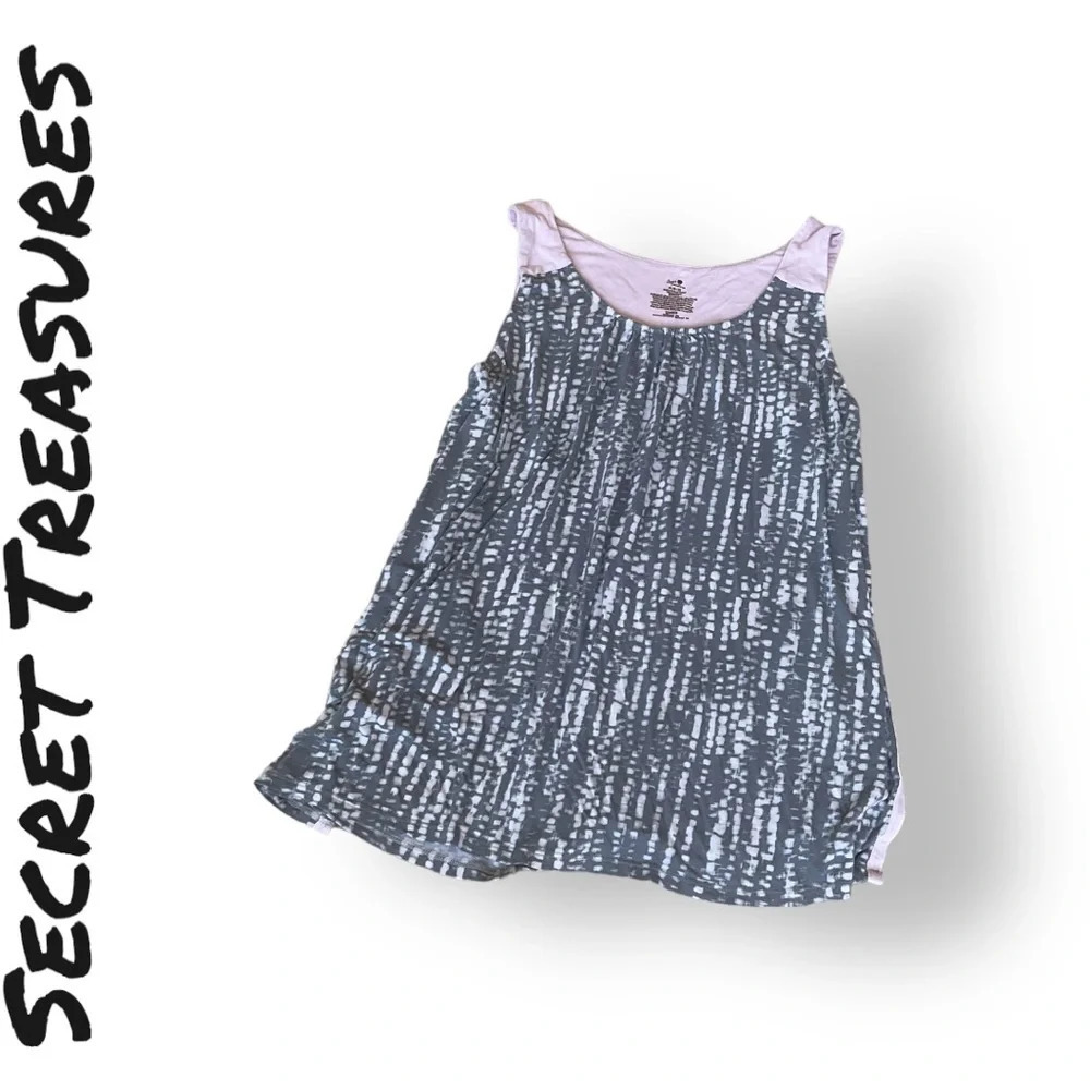 Secret Treasures tank​​
